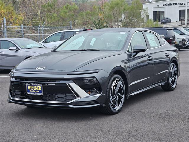2026 Hyundai Sonata SEL's photo
