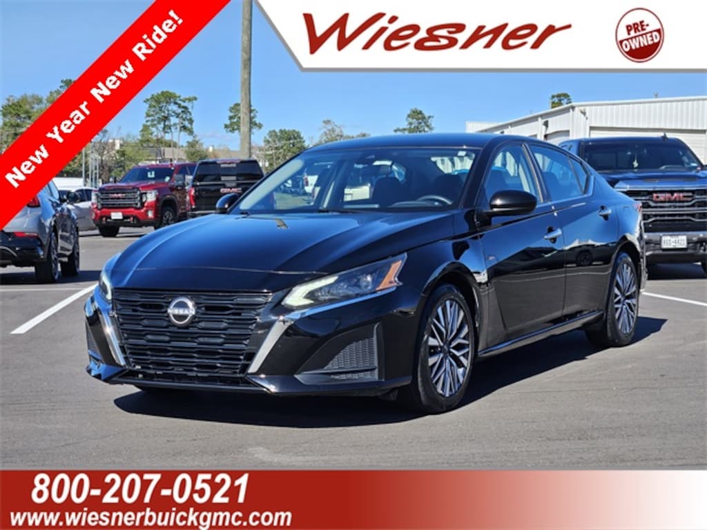 Used 2023 Nissan Altima 2.5 SV Sedan