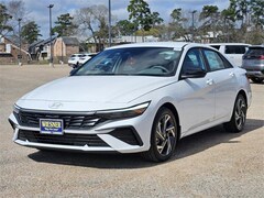 2025 Hyundai Elantra SEL Sport Sedan