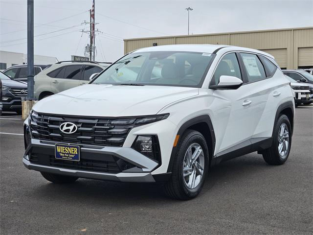 2026 Hyundai Tucson SE's photo