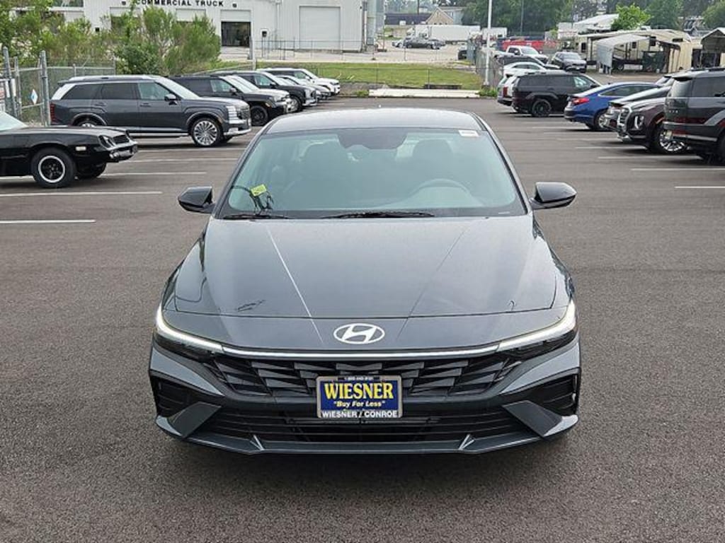 New 2026 Hyundai Elantra SEL Sport Sedan