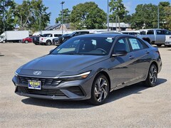 2025 Hyundai Elantra SEL Sport Sedan for Sale near Huntsville, TX, at Wiesner Hyundai