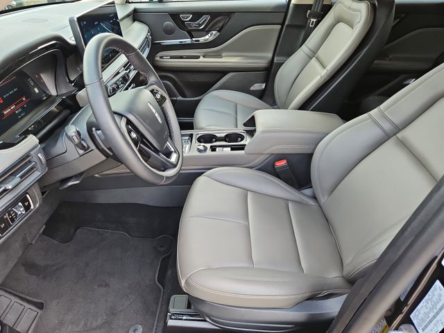2025 Lincoln Corsair Premiere - Photo 10