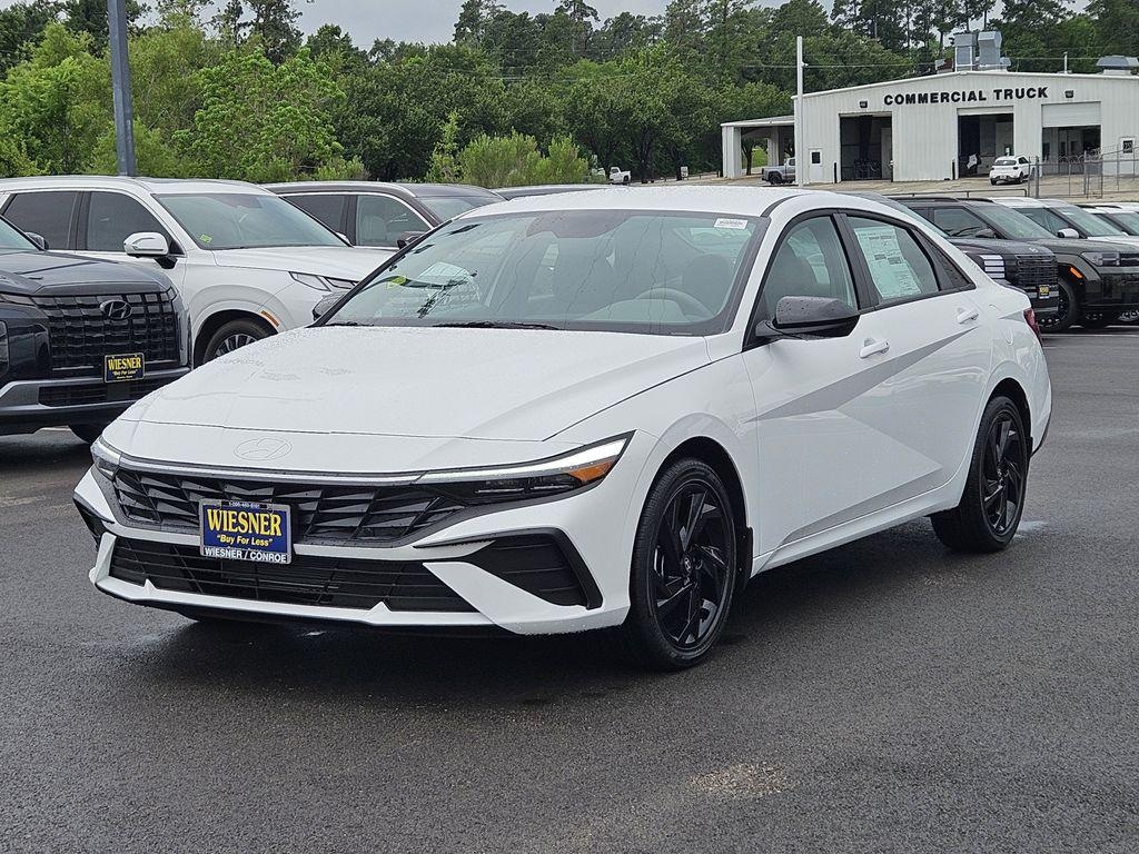 New 2026 Hyundai Elantra SEL Sport Sedan