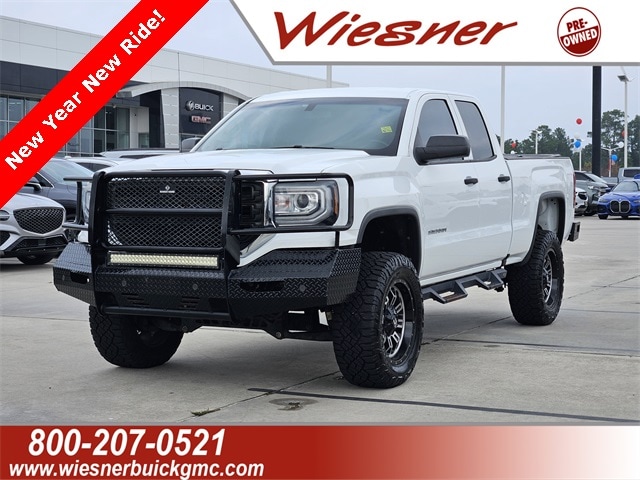 2019 GMC Sierra Base's photo