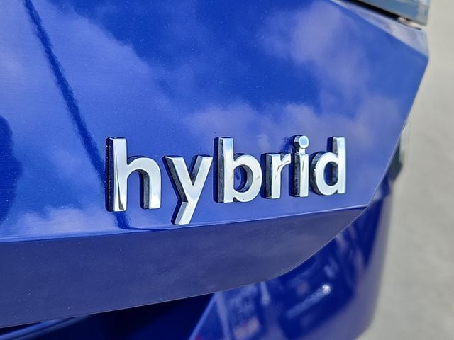2022 Hyundai Elantra Limited - Photo 9