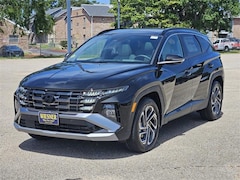 2025 Hyundai Tucson Limited FWD SUV for Sale near Huntsville, TX, at Wiesner Hyundai