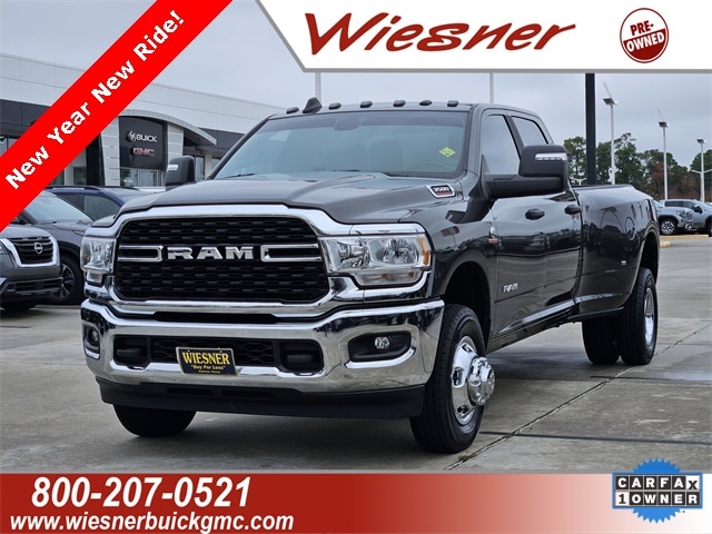 2023 RAM Ram 3500 Pickup Big Horn's photo