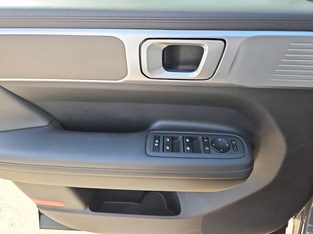 2025 Hyundai Santa Fe SEL - Photo 14