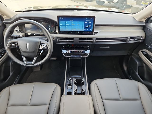 2025 Lincoln Corsair Premiere - Photo 9