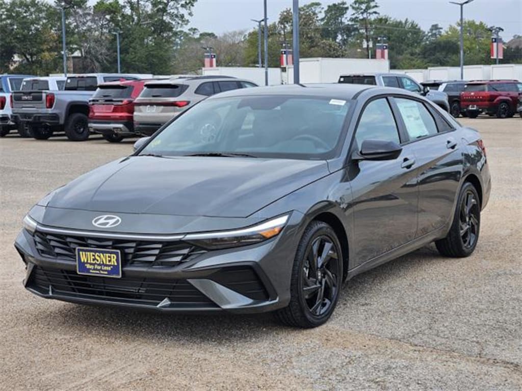 New 2026 Hyundai Elantra SEL Sport Sedan