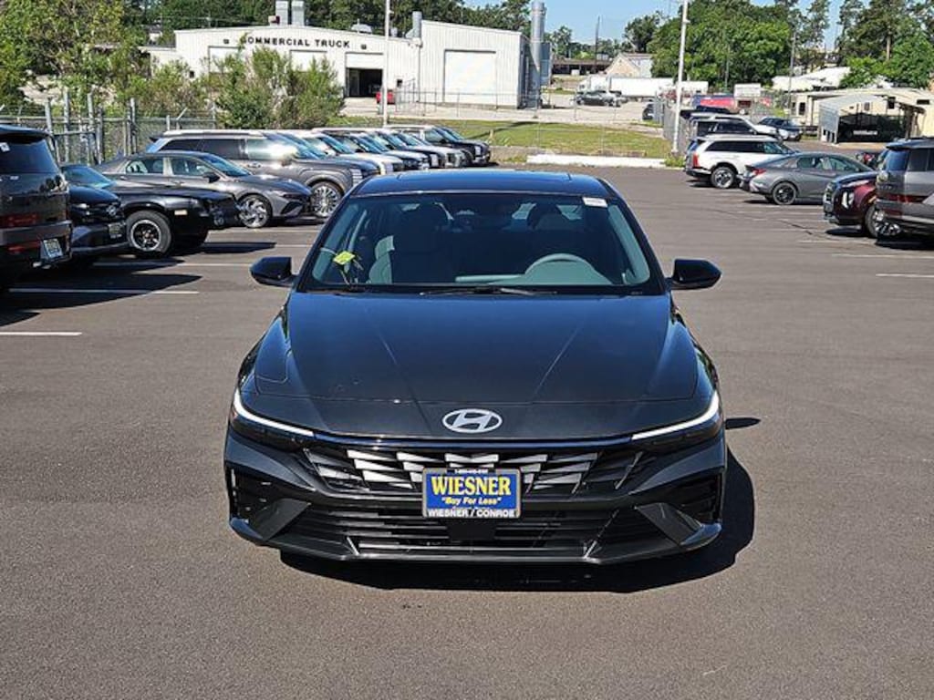 New 2026 Hyundai Elantra SEL Sport Premium Sedan