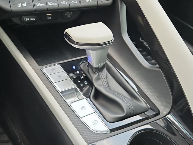 2022 Hyundai Elantra Limited - Photo 23