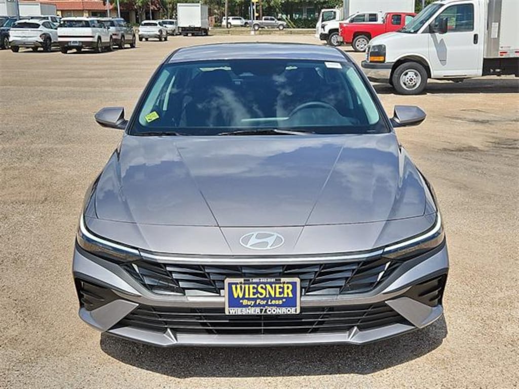New 2025 Hyundai Elantra Hybrid Blue Sedan