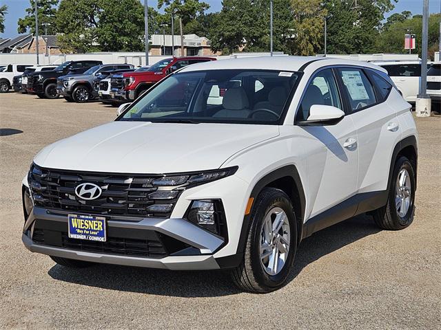 2026 Hyundai Tucson SE's photo