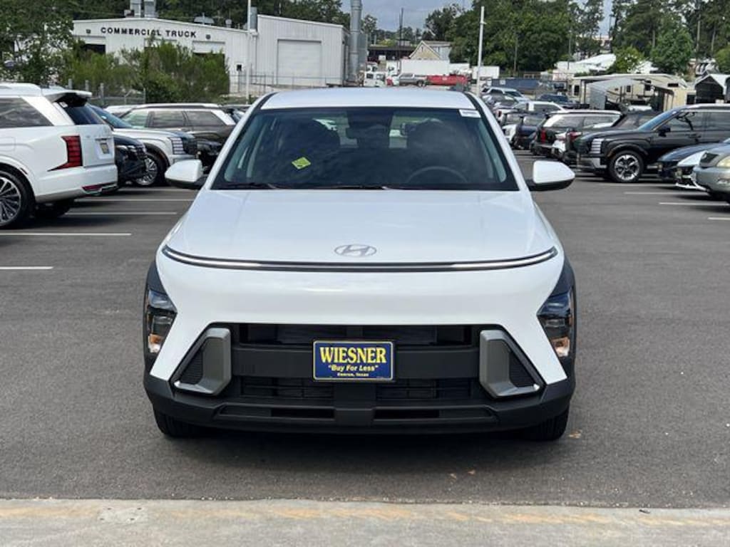 New 2026 Hyundai Kona SE FWD SUV