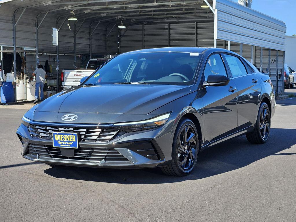 New 2026 Hyundai Elantra SEL Sport Sedan
