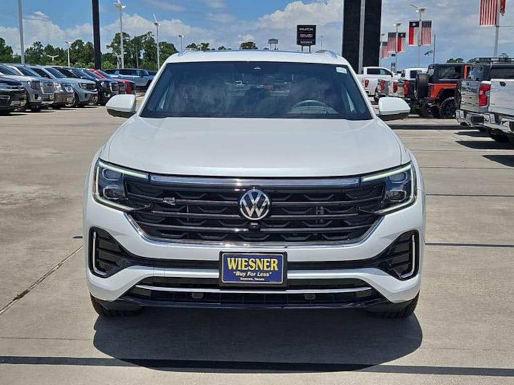 Used 2024 Volkswagen Atlas Cross Sport 2.0T SEL Premium R-Line SUV