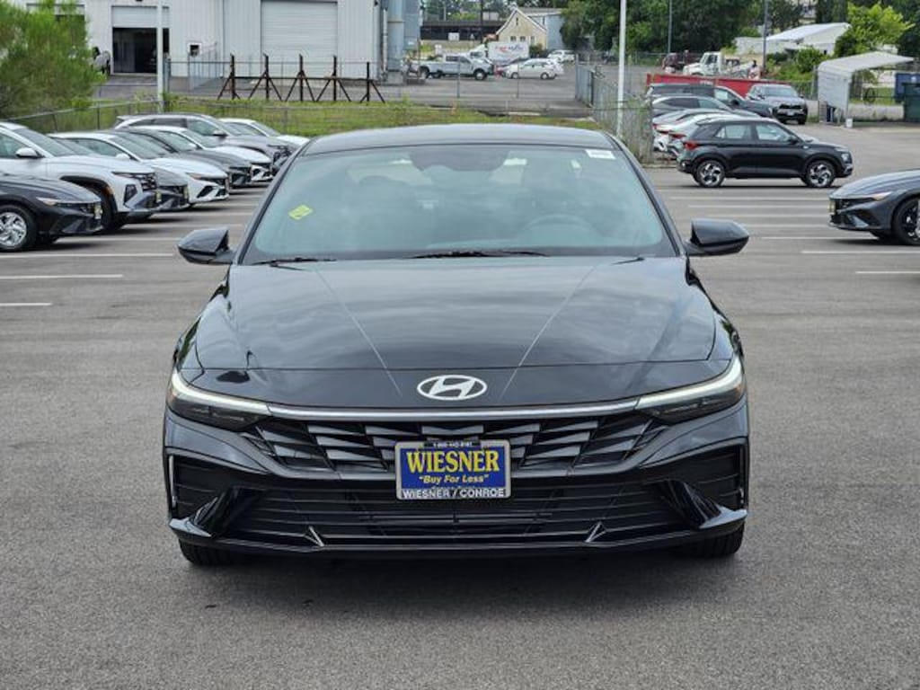 New 2026 Hyundai Elantra SEL Sport Sedan