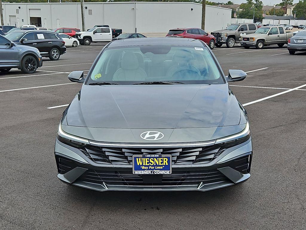 New 2026 Hyundai Elantra Limited Sedan