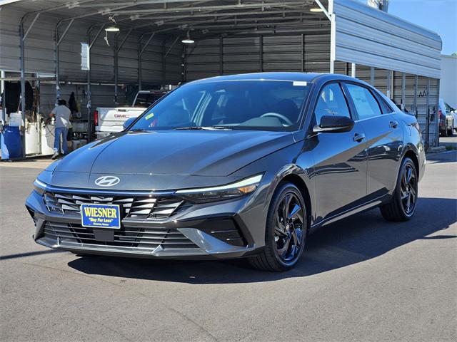 2026 Hyundai Elantra SEL's photo