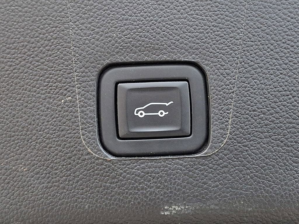 2023 Chevrolet Traverse Premier - Photo 29