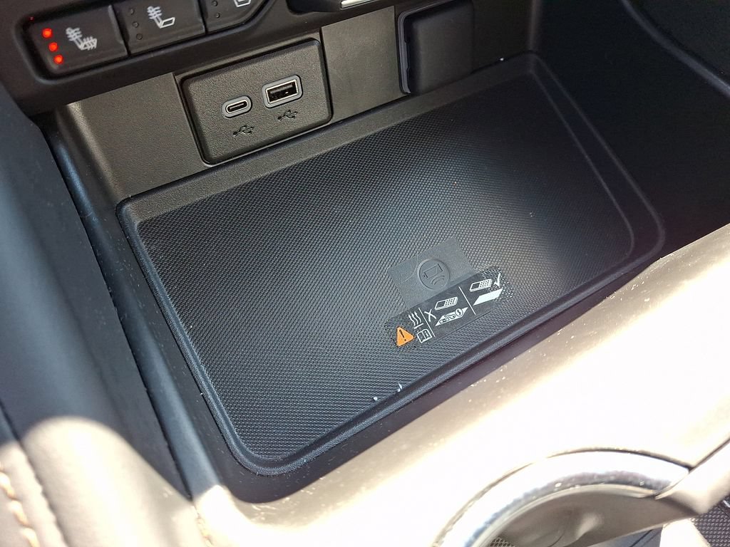 2024 Chevrolet Suburban High Country - Photo 25