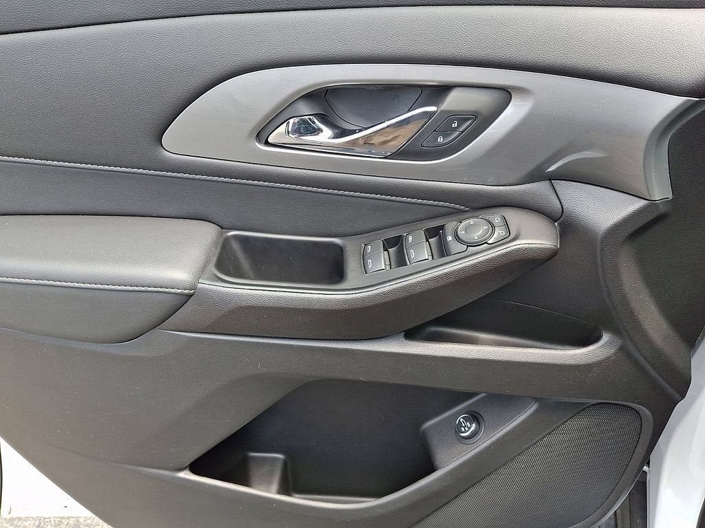 2023 Chevrolet Traverse 1LT - Photo 12