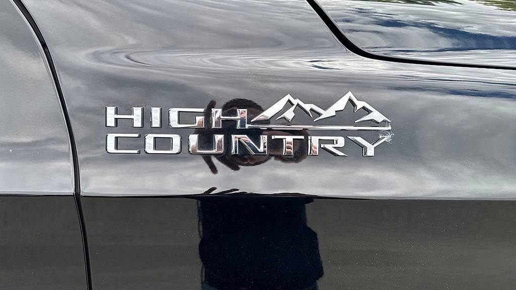 2024 Chevrolet Suburban High Country - Photo 6