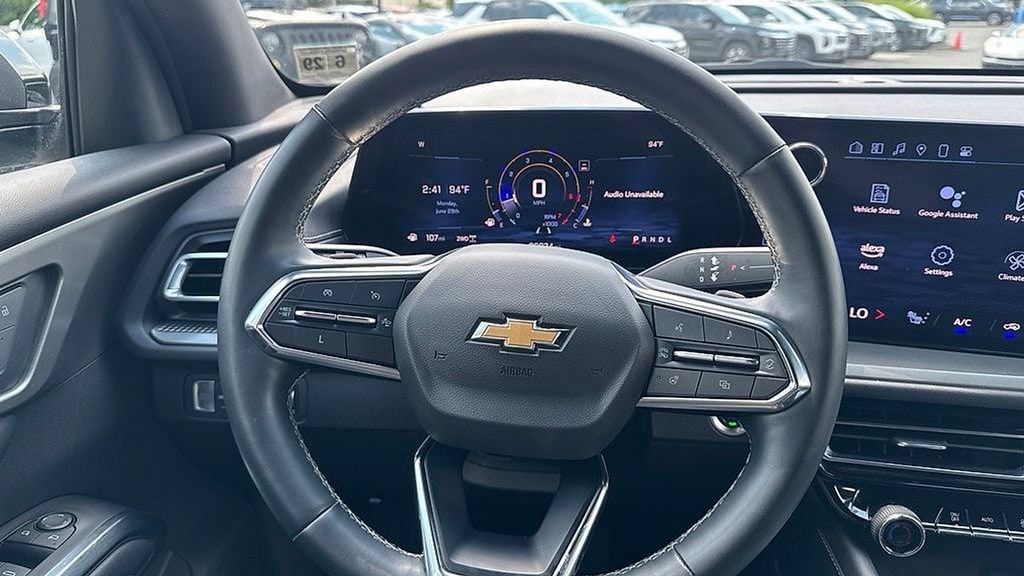 2024 Chevrolet Traverse LS - Photo 10