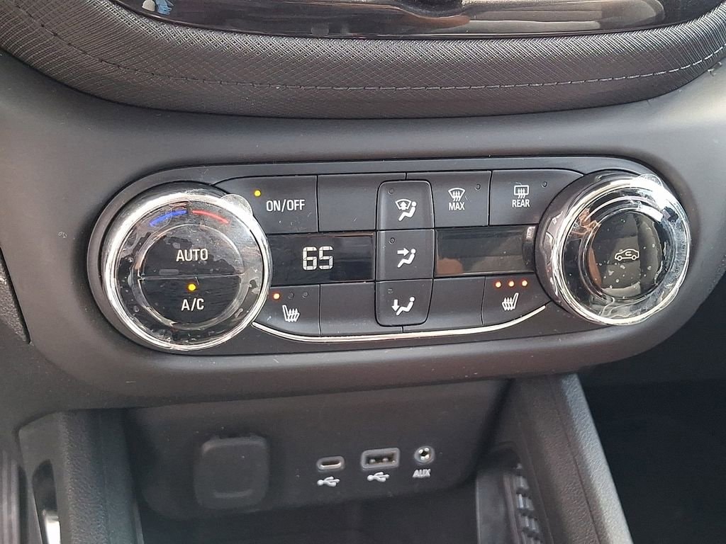 2023 Chevrolet TrailBlazer LT - Photo 16