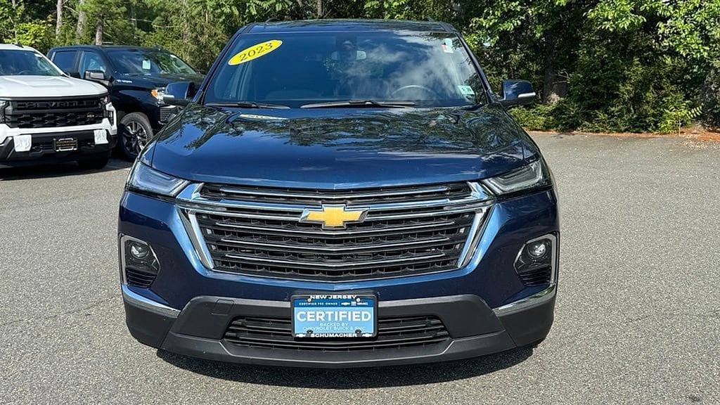 Used 2023 Chevrolet Traverse LT Cloth SUV