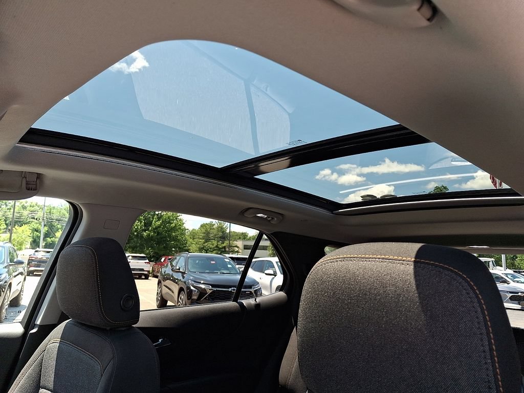 2020 Chevrolet Equinox LT - Photo 14