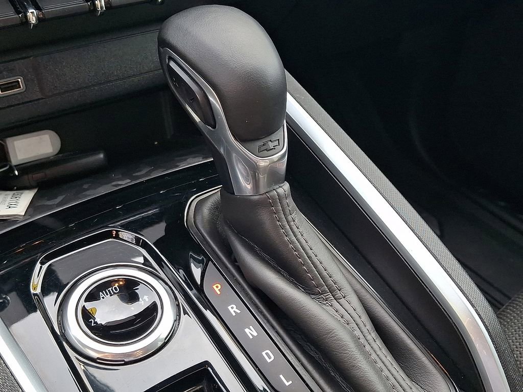 2024 Chevrolet Colorado LT - Photo 15