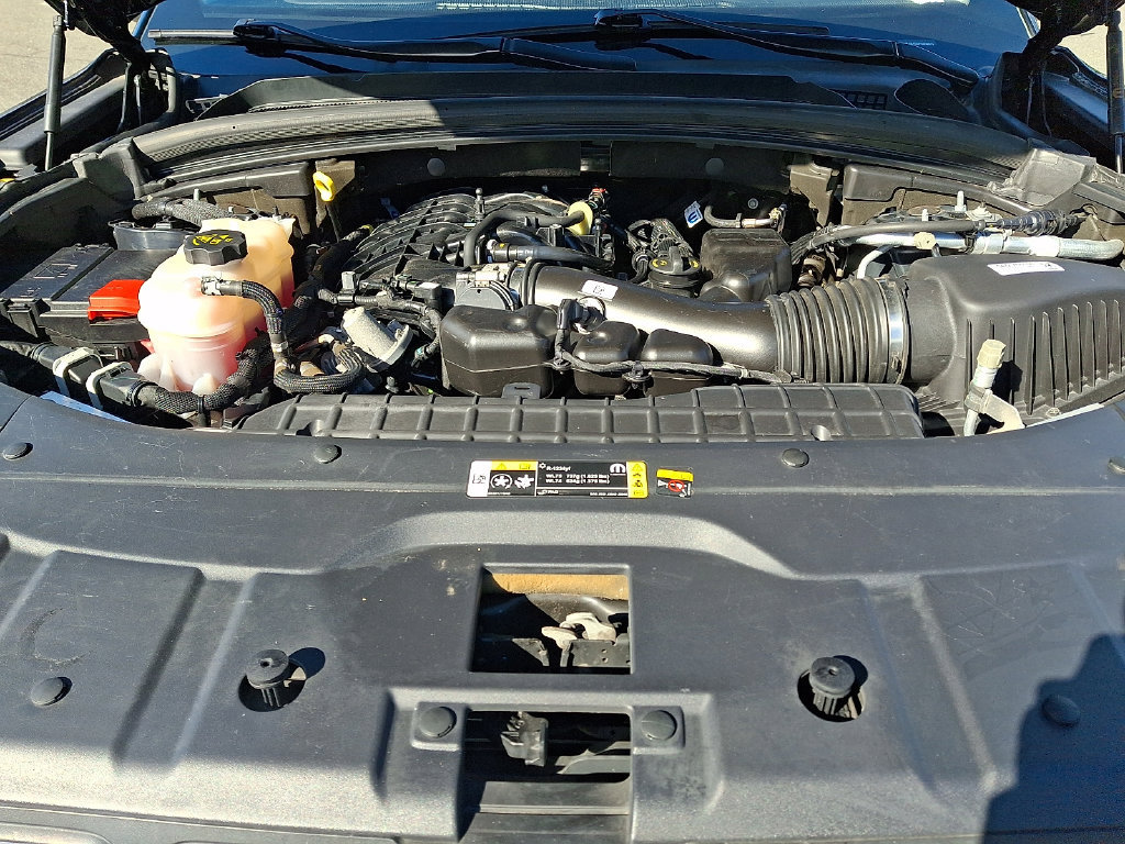 2023 Jeep Grand Cherokee Laredo - Photo 28