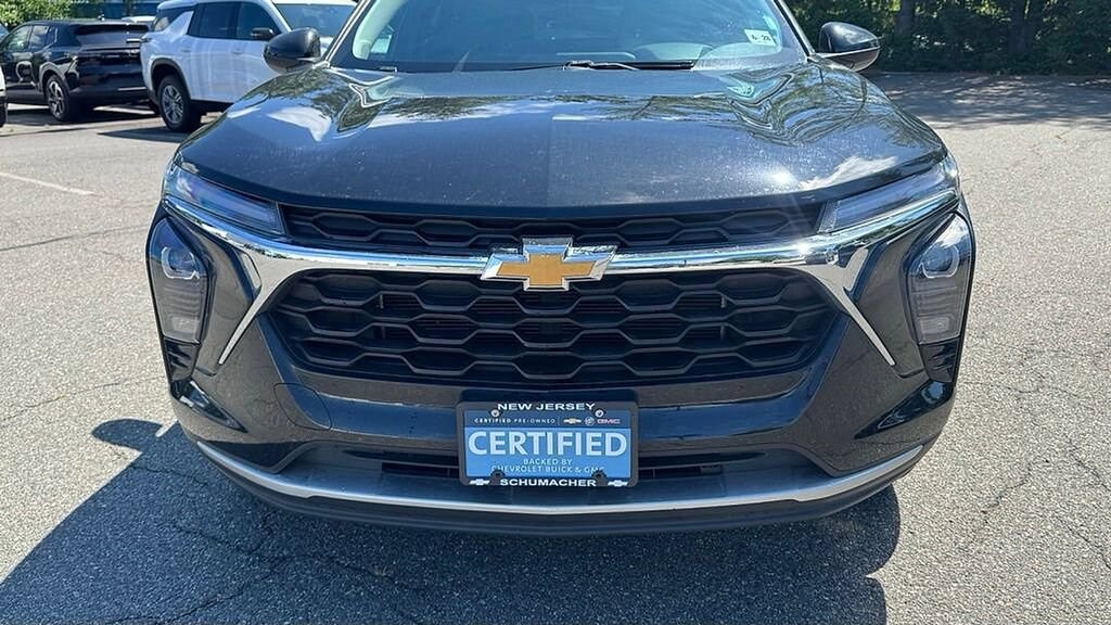 Used 2024 Chevrolet Trax LT SUV