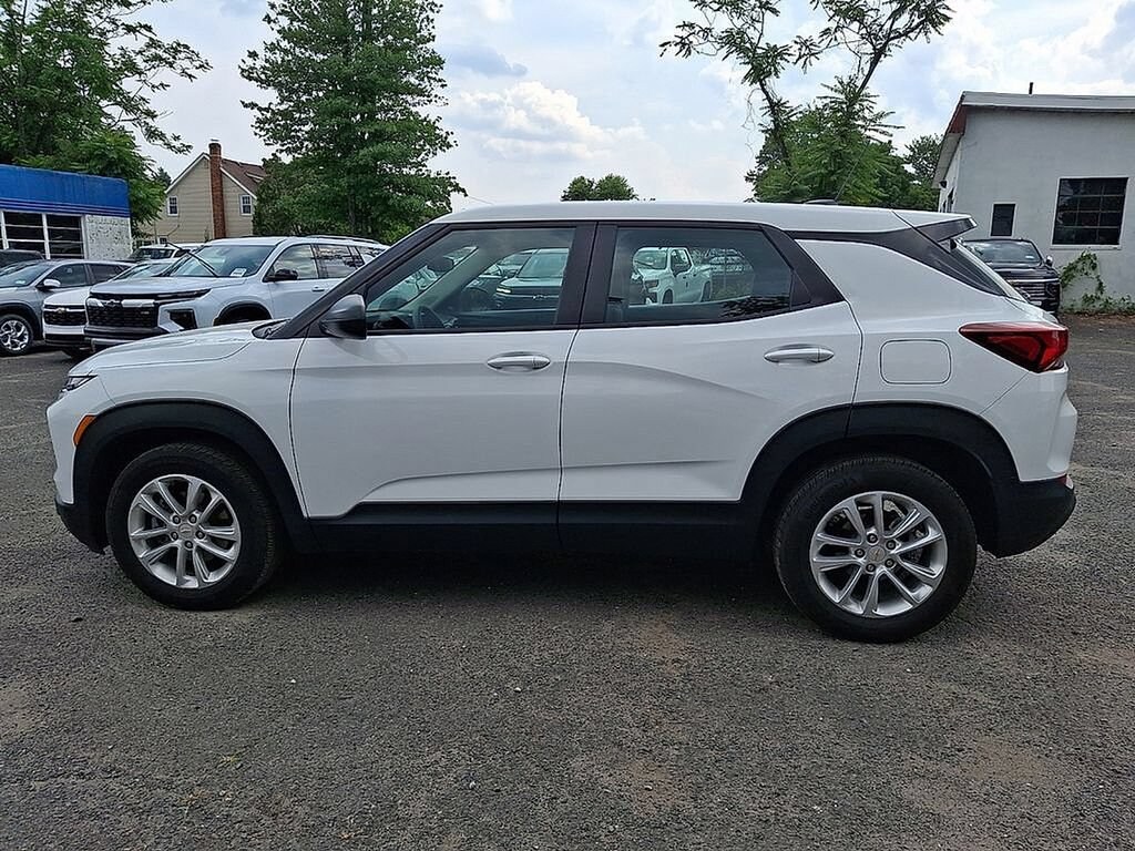 Used 2024 Chevrolet Trailblazer LS SUV
