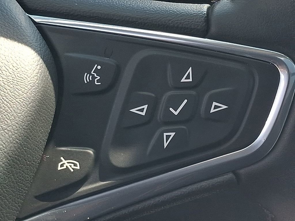 2023 Chevrolet Equinox LT - Photo 24