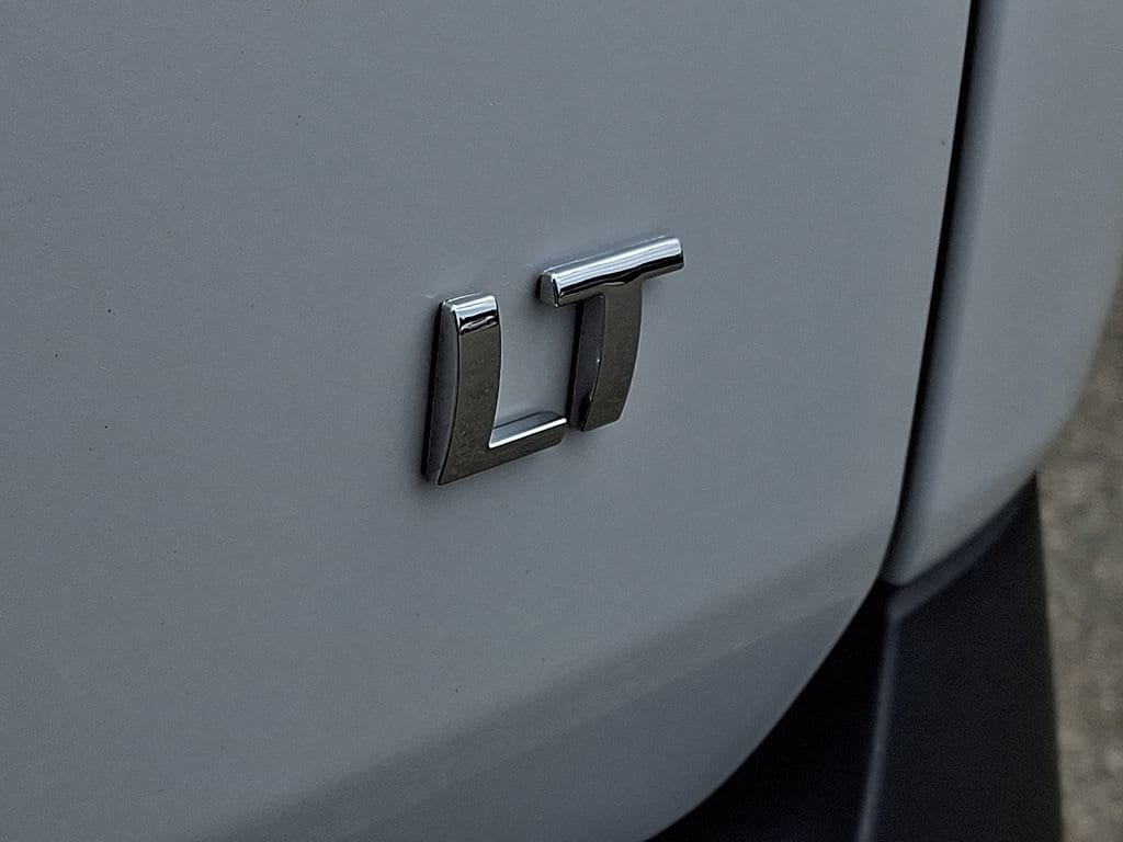 2023 Chevrolet Traverse 1LT - Photo 30