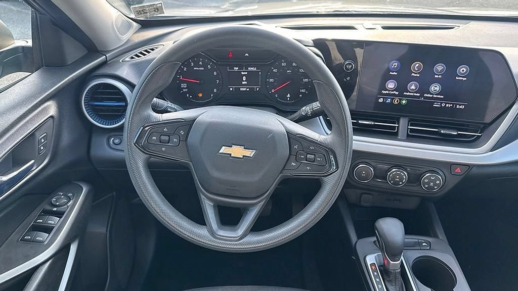 2024 Chevrolet Trax LS - Photo 12
