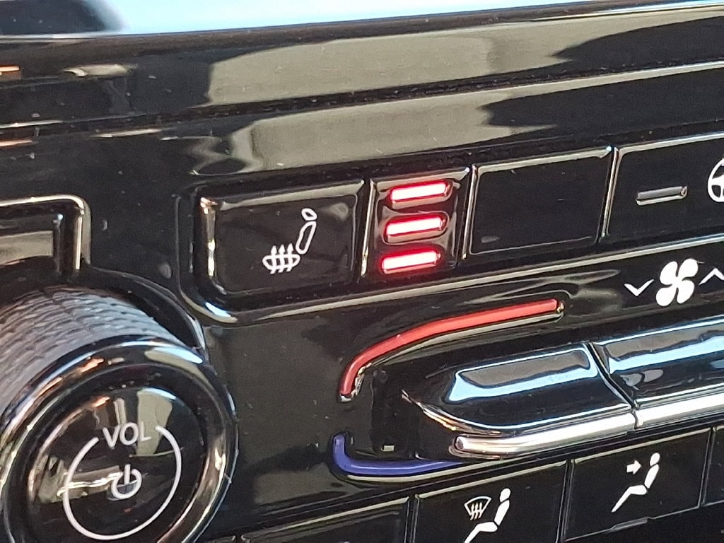 2023 Jeep Grand Cherokee Laredo - Photo 23