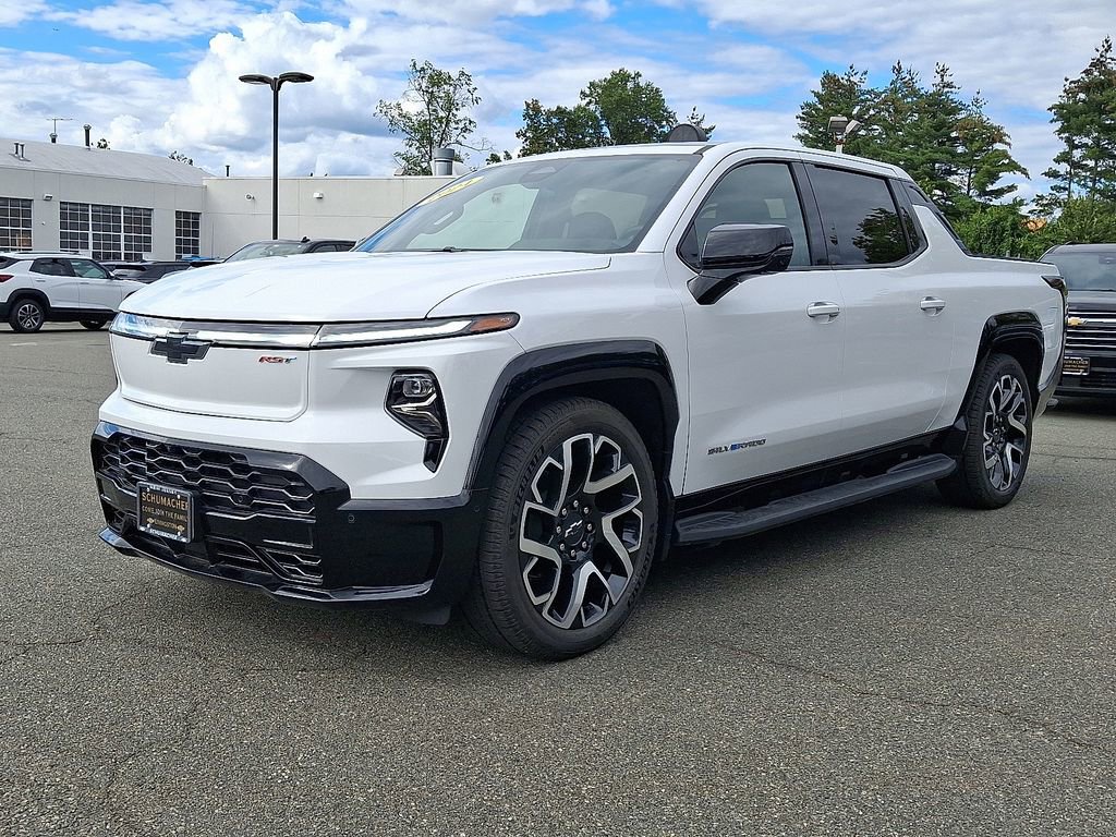 2024 Chevrolet Silverado EV RST photo 3