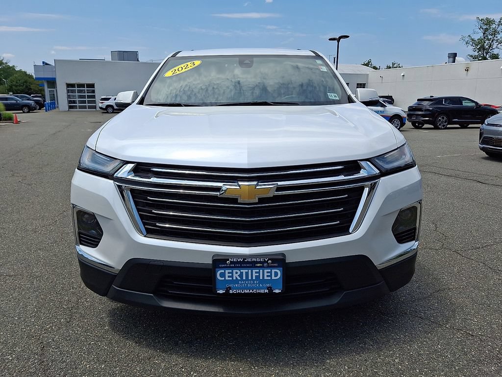 2023 Chevrolet Traverse 1LT - Photo 2