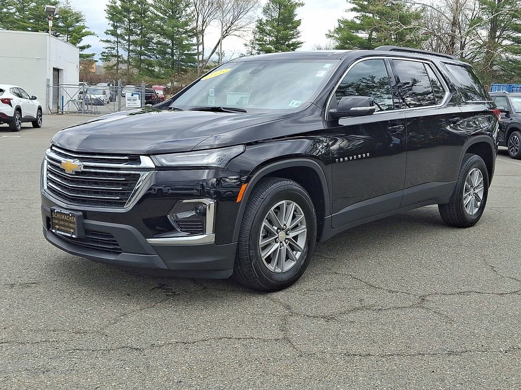 Used 2023 Chevrolet Traverse LT Cloth SUV