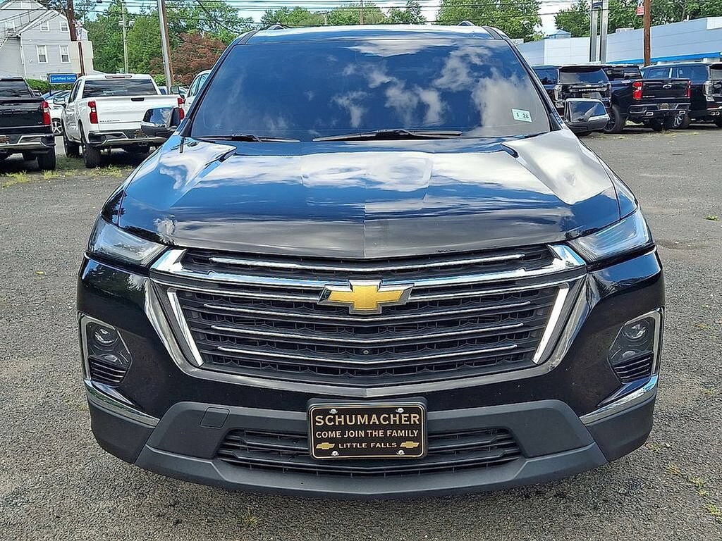 Used 2023 Chevrolet Traverse LT Leather SUV