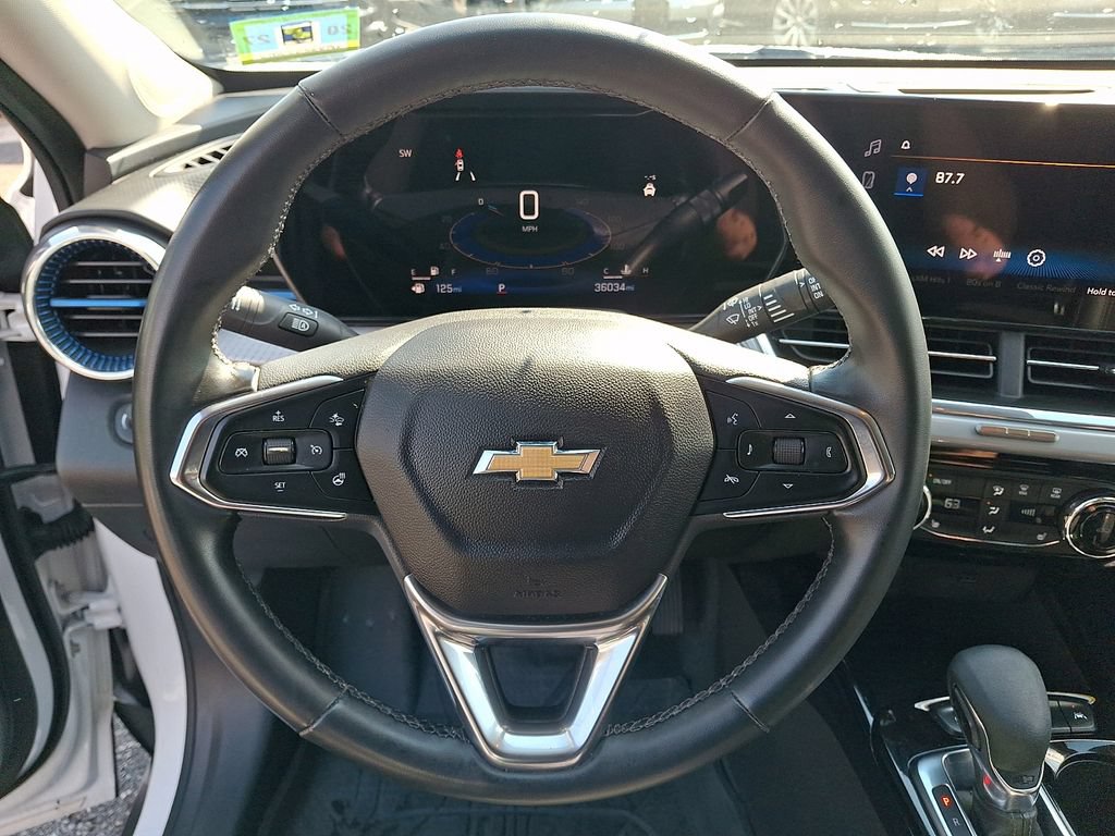 2024 Chevrolet Trax LT - Photo 19
