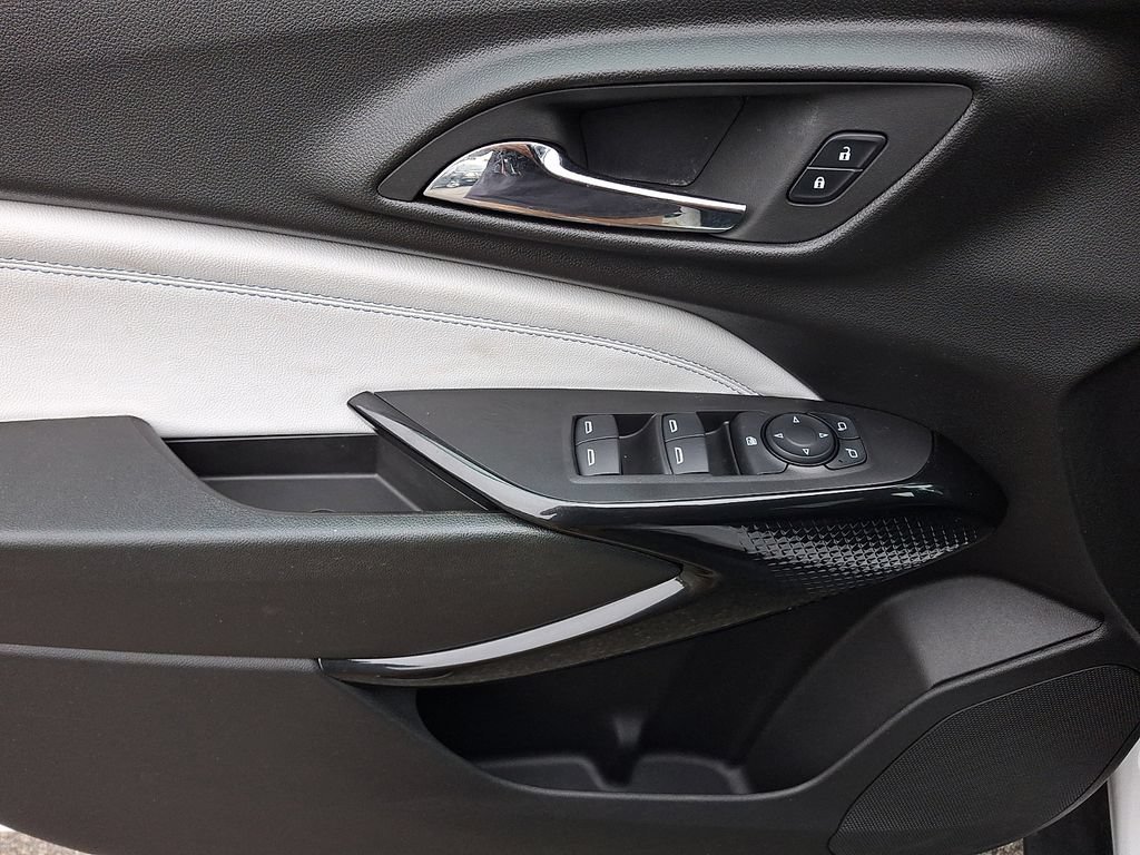 2024 Chevrolet Trax LT - Photo 12