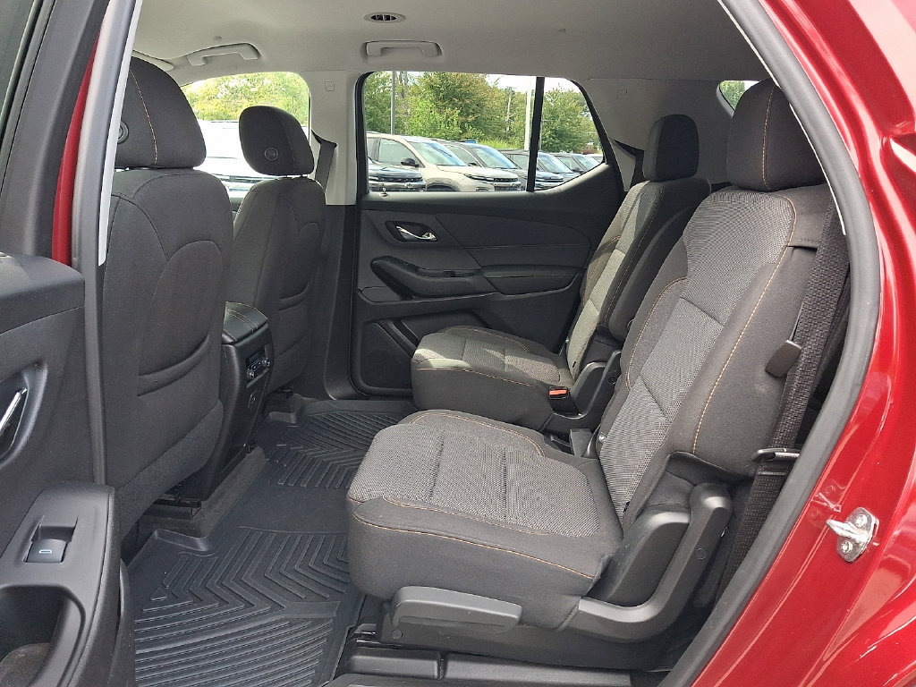 2021 Chevrolet Traverse 1LT - Photo 10