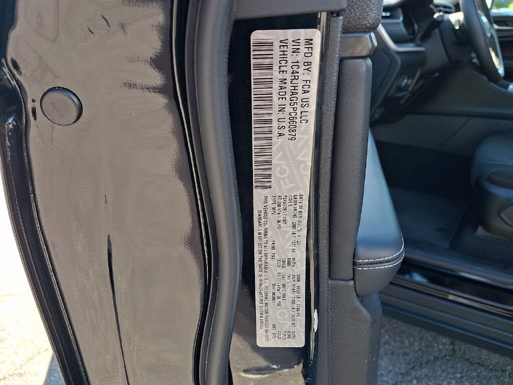 2023 Jeep Grand Cherokee Laredo - Photo 27
