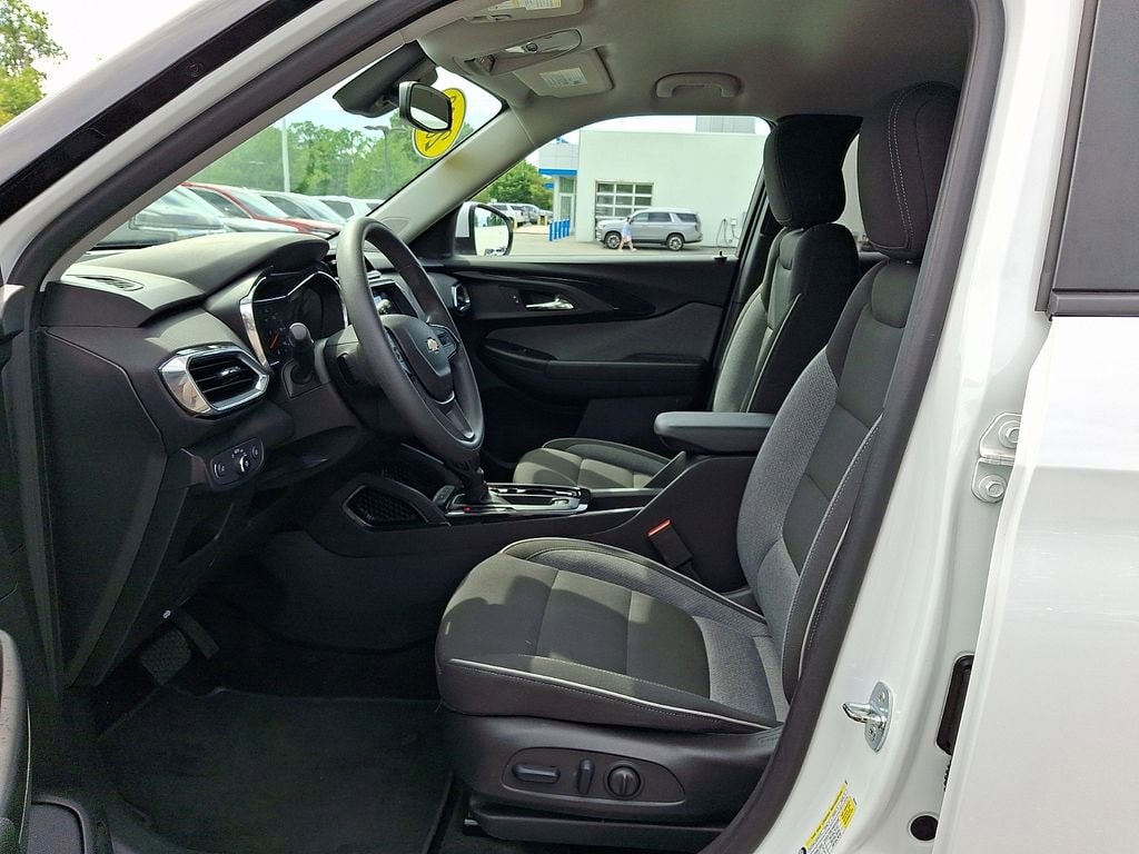 2023 Chevrolet TrailBlazer LT - Photo 14